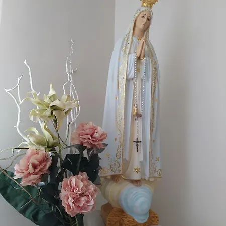 Santo Condestavel Hotel